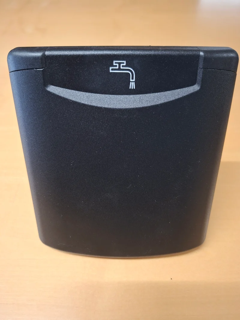 Stadtwasseranschluss Magnet schwarz