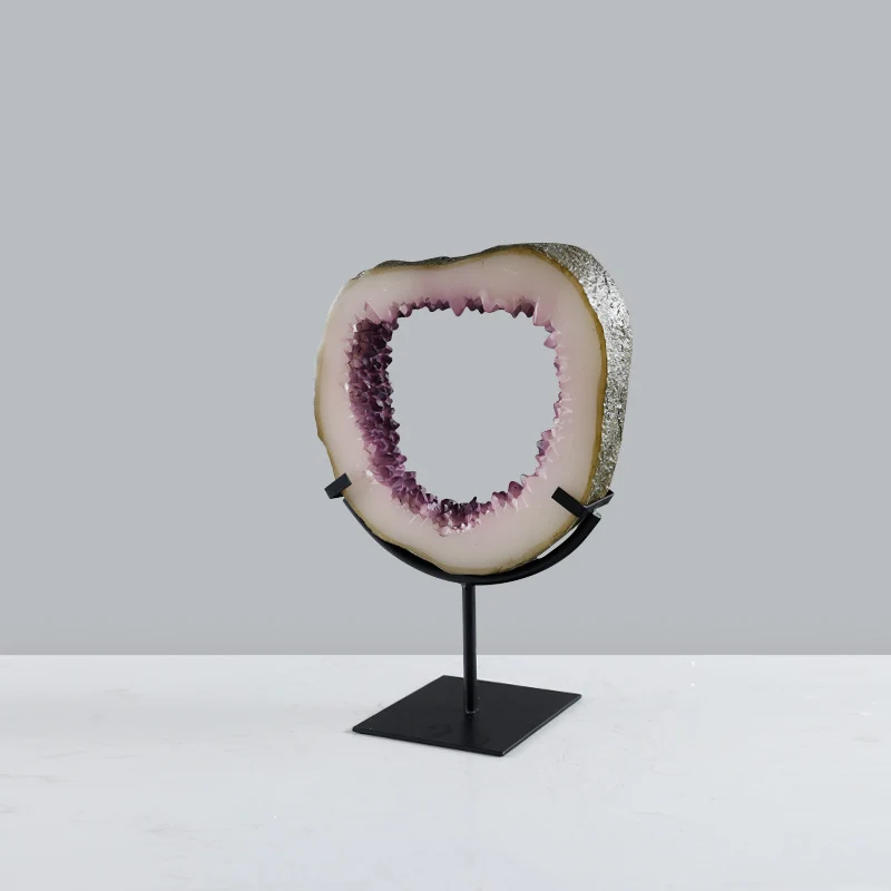 Dekorative Geoden Skulptur