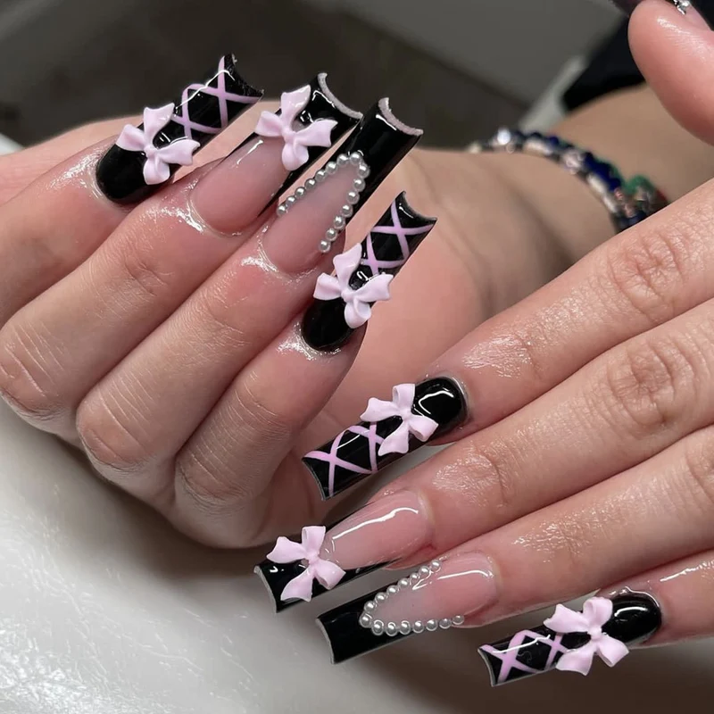 Elegantes Nagelkunstdesign Karnz