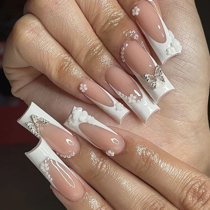 Elegante florale Akzent Acryl Nagelkunstverlängerungen Karnz