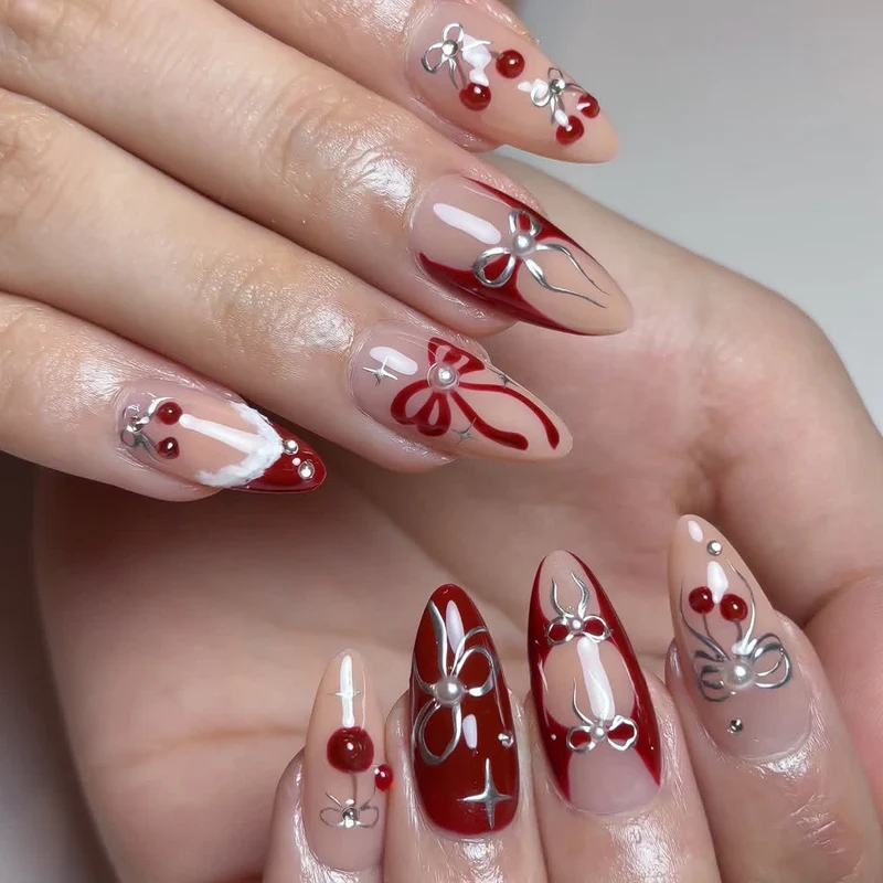 Elegante dekorative 3D Nagelkunst Karnz