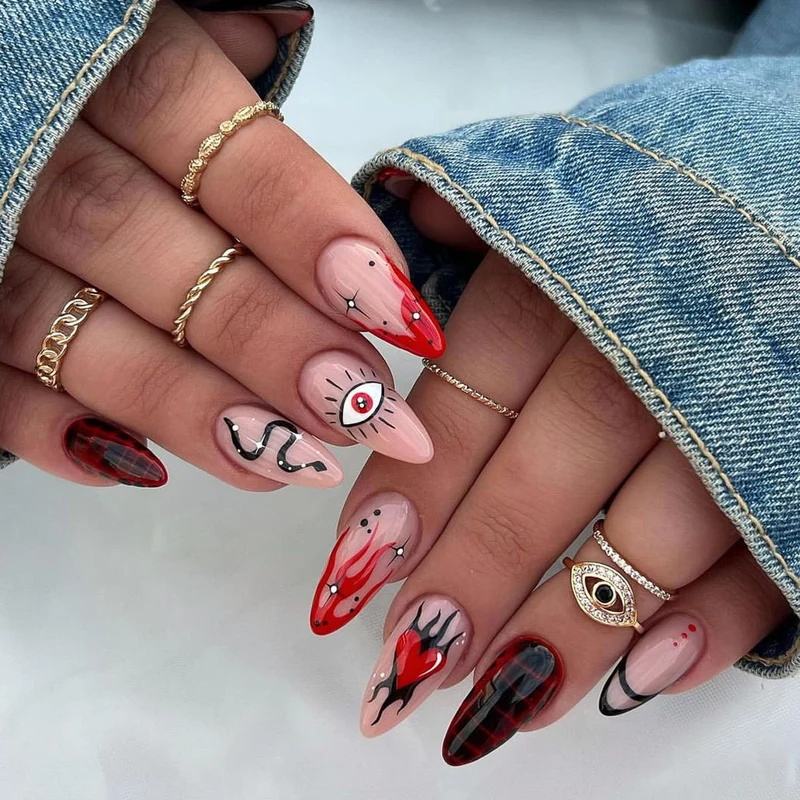 Edgy Gothic Nagelkunst Set Karnz