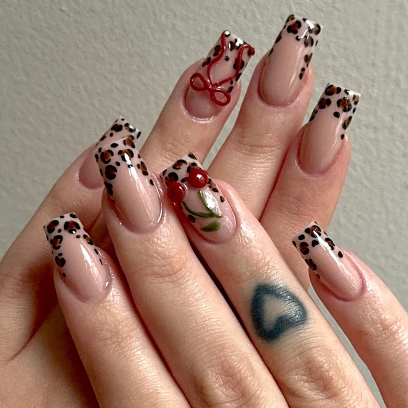 Dekorative Leopardenmuster Nagelkunst Extensions Karnz
