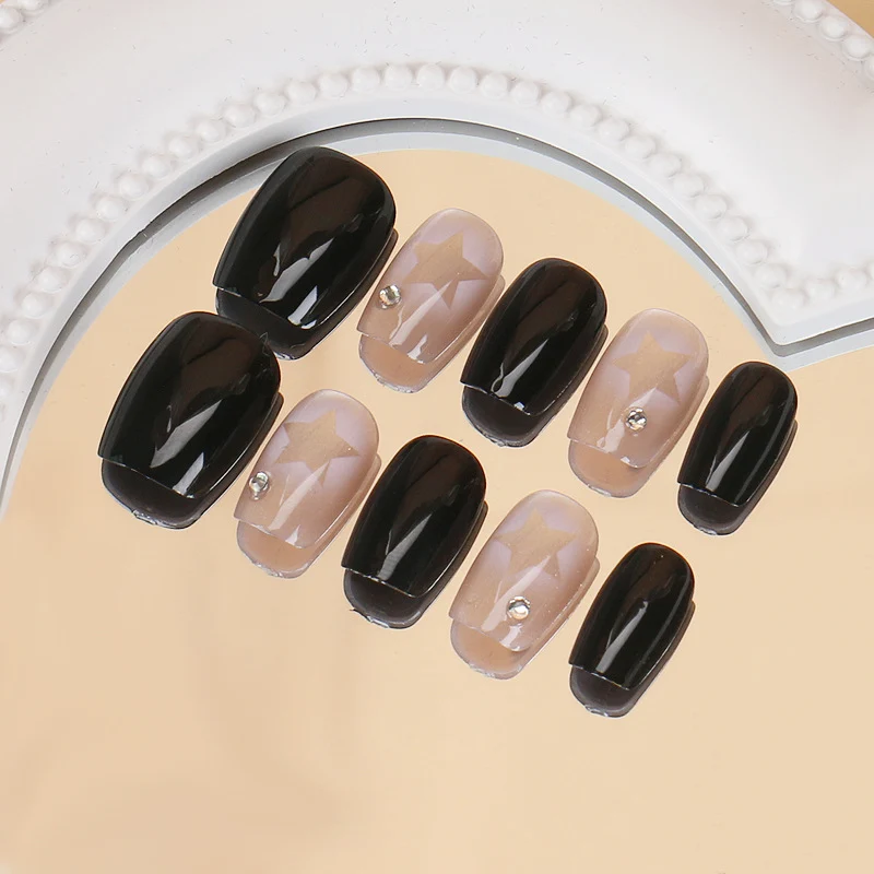 Glamouröses Stern-Design Press-On Nagelset Karnz