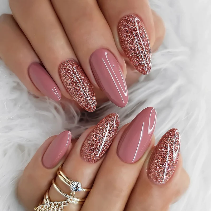 Glamouröse Glitzernde Press-On Nägel Karnz