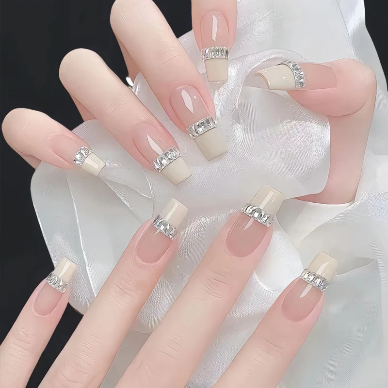 Elegante Strass Französische Spitzen Aufklebenägel Karnz