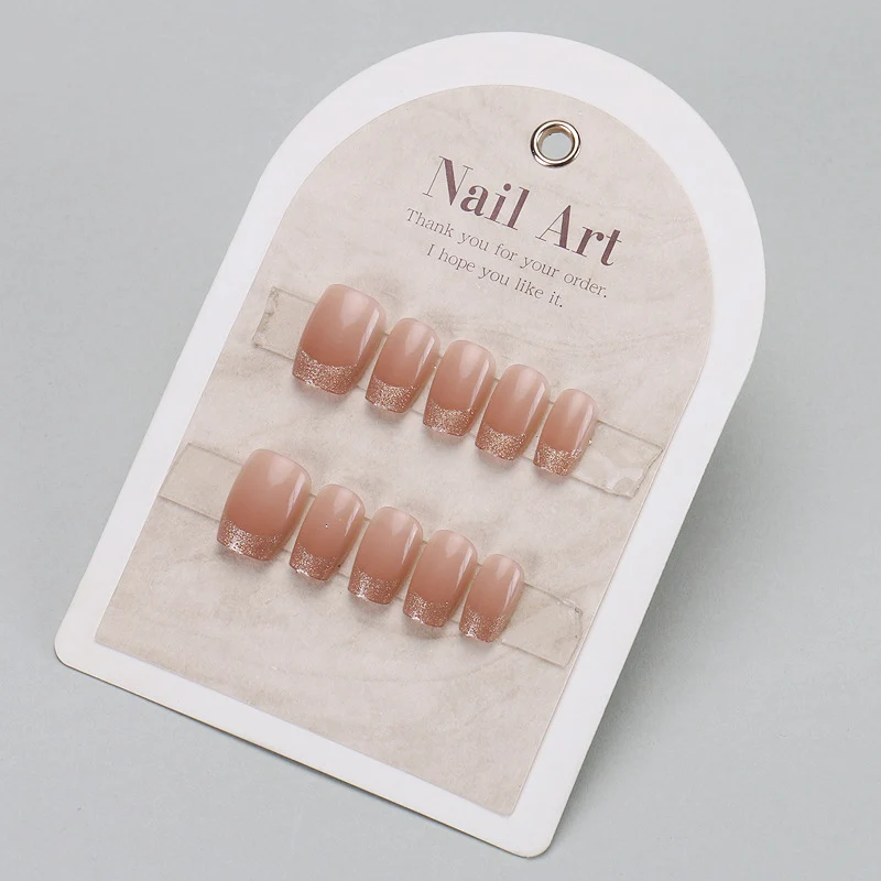 Elegantes Press-On Nagelkunst-Set mit Glitzer-Spitze Karnz