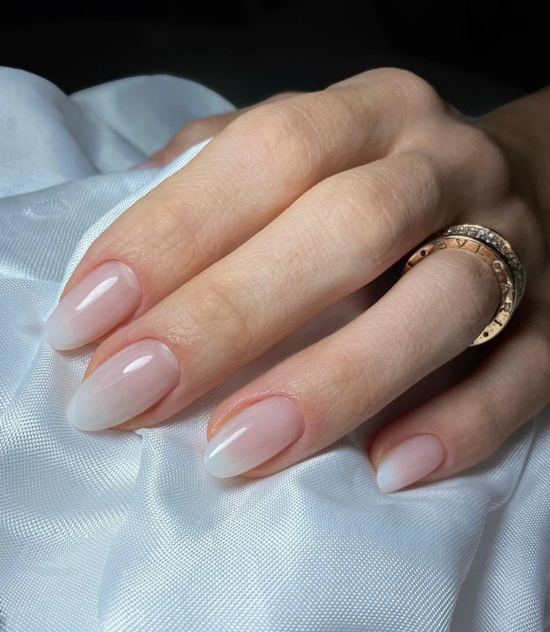 Elegante Ombre Aufklebenägel Karnz