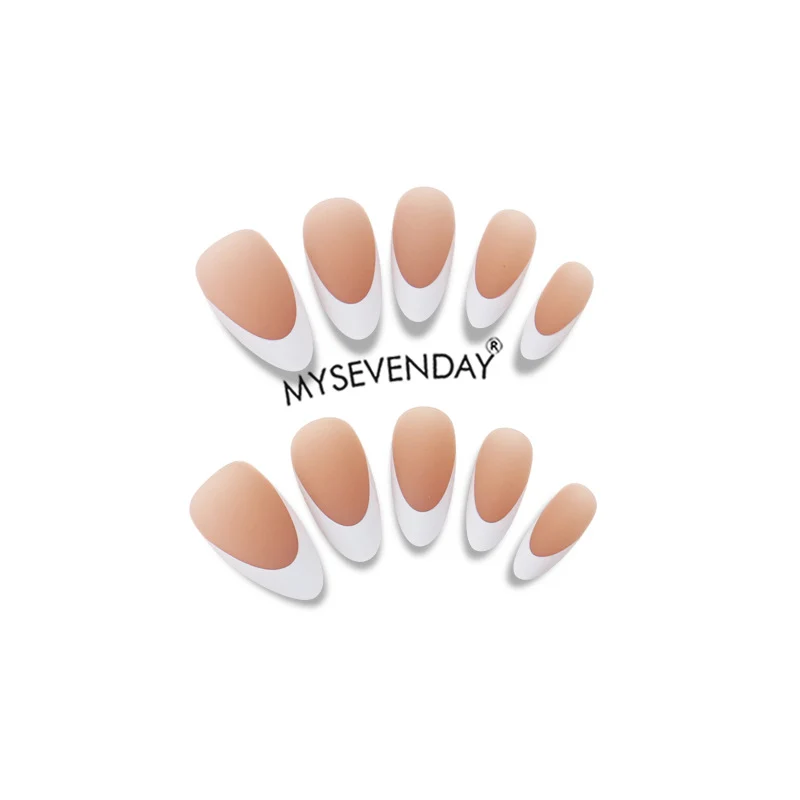 Elegante Nagelverlängerungen Karnz