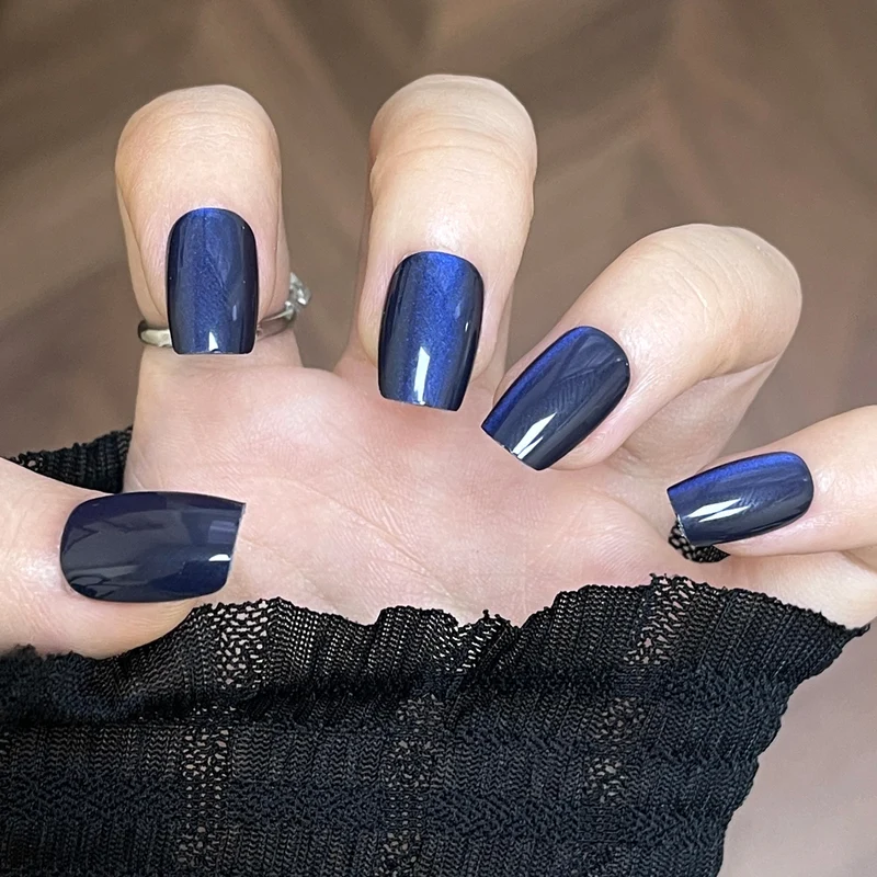 Premium Glänzende Quadrat-Nagelspitzen Karnz