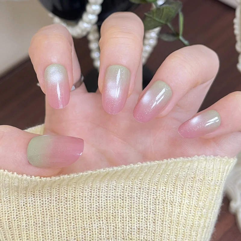Gradient Ombre Press-On Nail Set Karnz