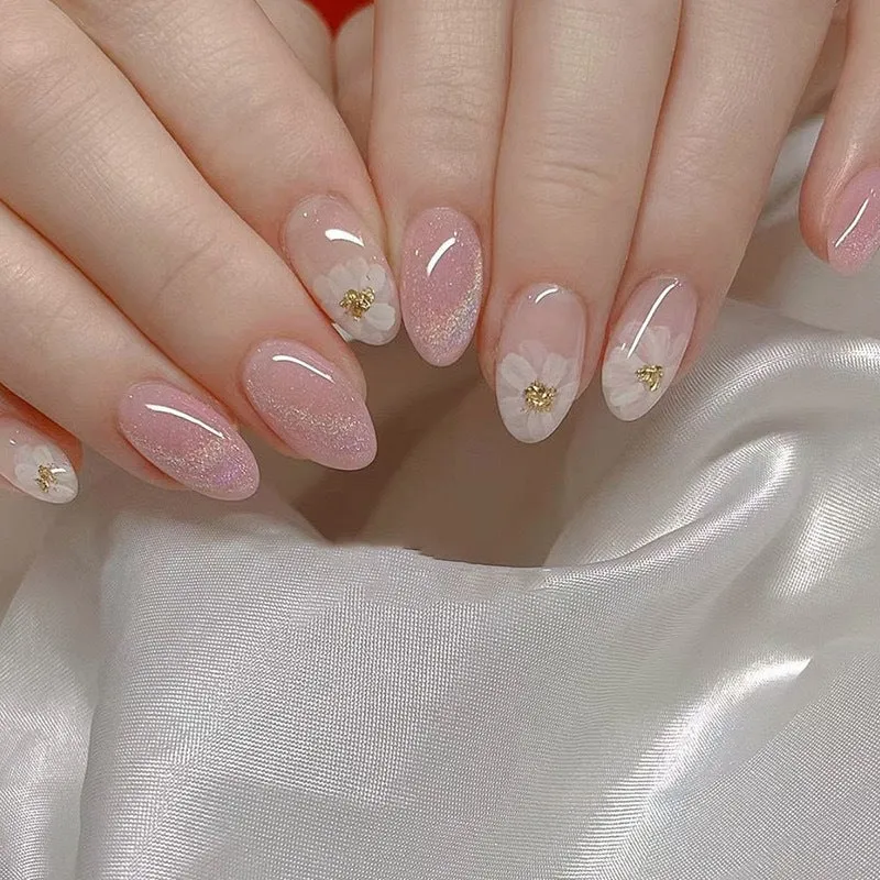 Künstlerisches Floral Press-On-Nagel-Set mit glitzernden Akzenten Karnz