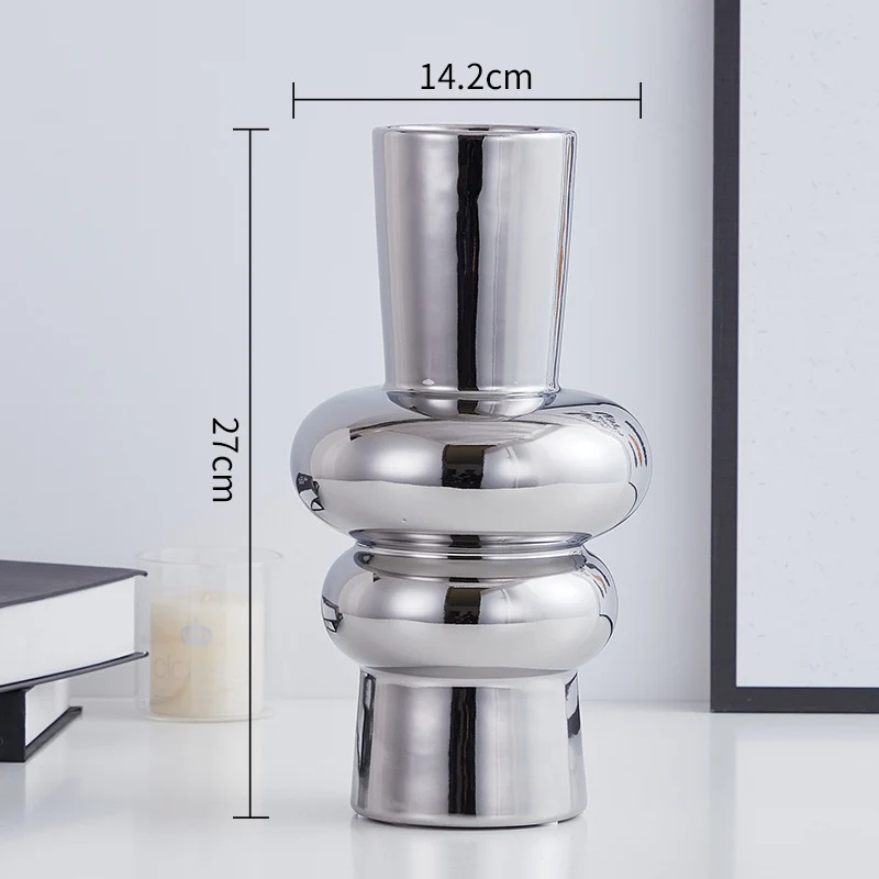Elegante Moderne Keramikvase Karnz