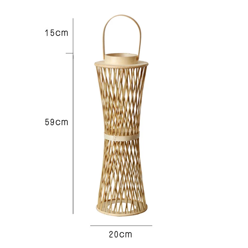 Elegante Laterne aus Rattan Karnz