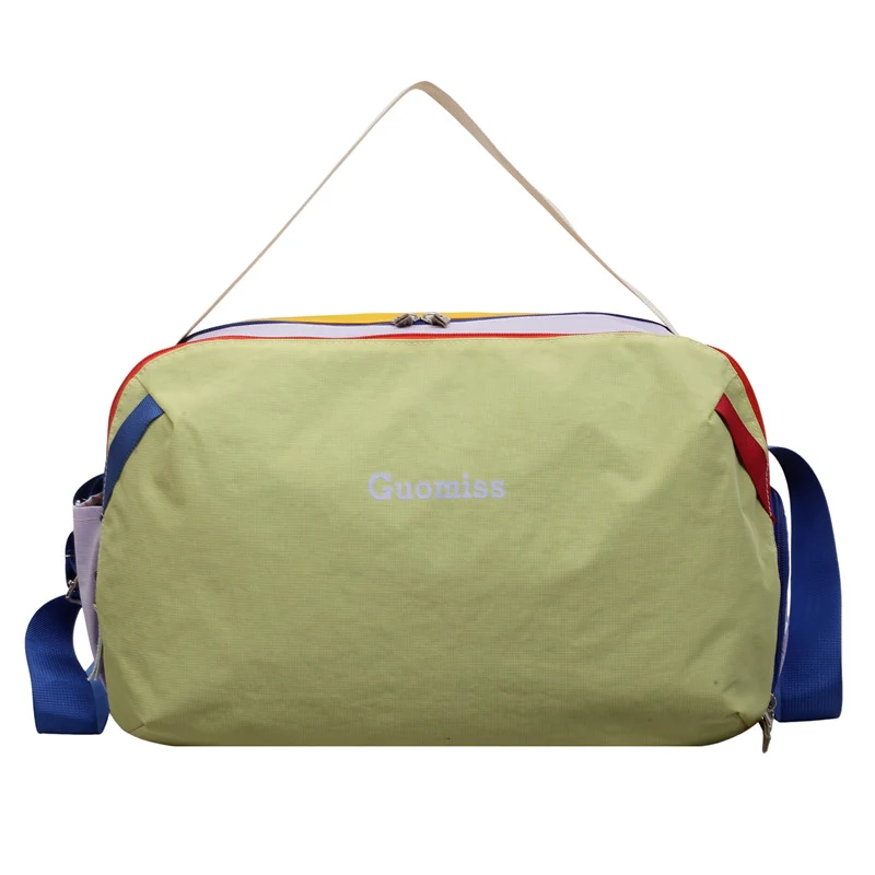 Vielseitige Reisetasche mit mehreren Fächern Karnz