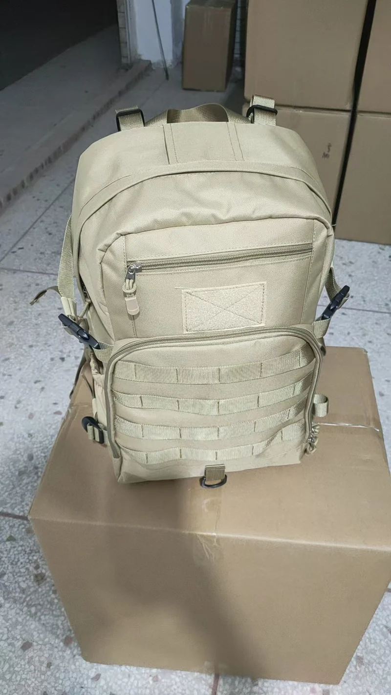 Taktischer Multi-Taschen Utility Rucksack Karnz