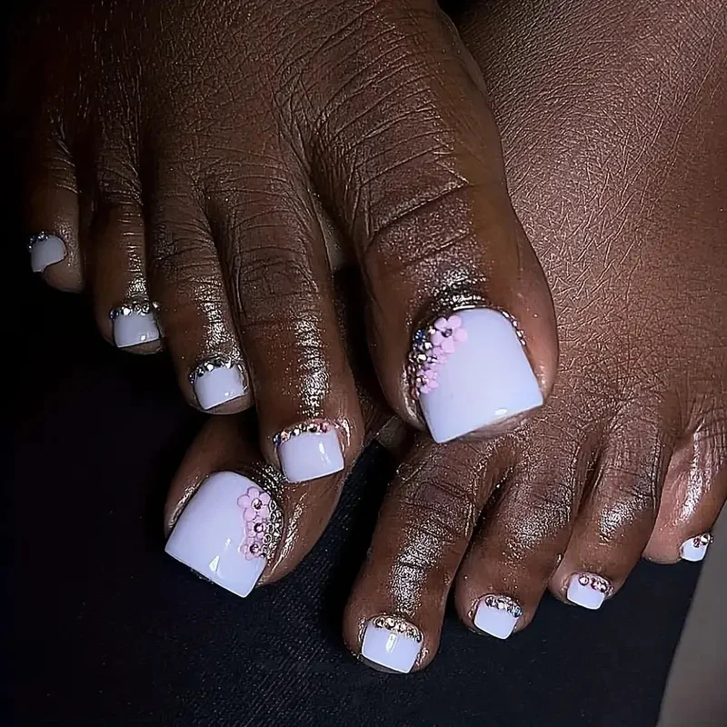 Dekorativer Pediküre Nagelkunst Set Karnz