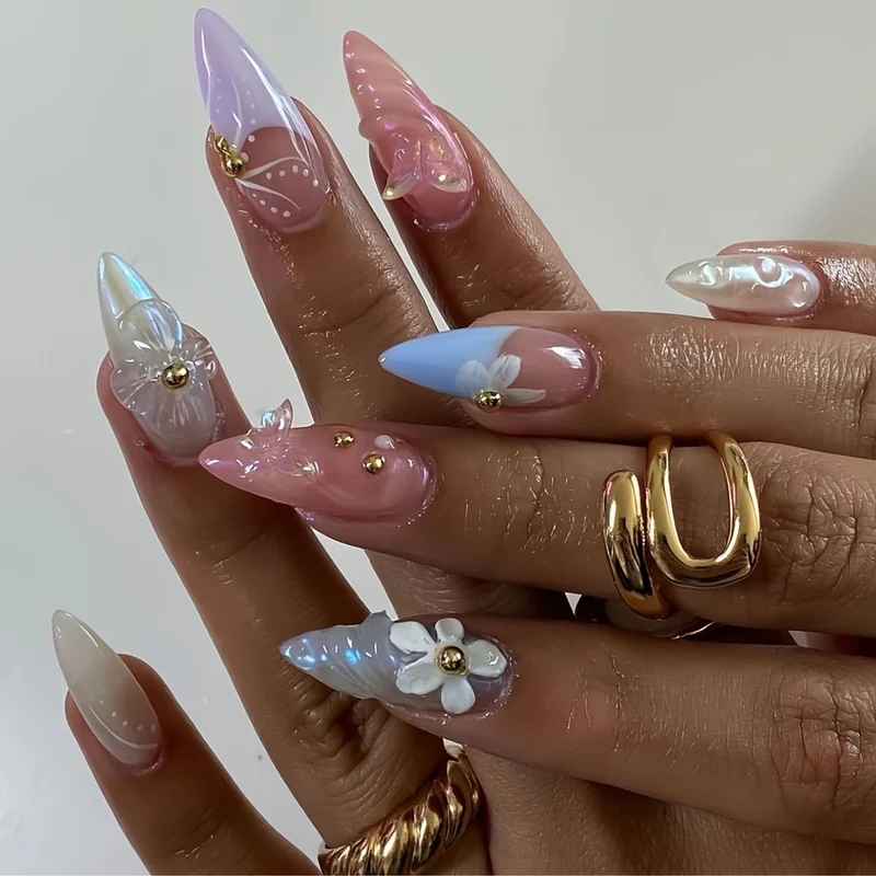 Florale Künstlerische Nagelverlängerungen Karnz