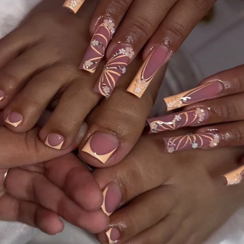Floral Artisan Nagel- und Zehensatz Karnz