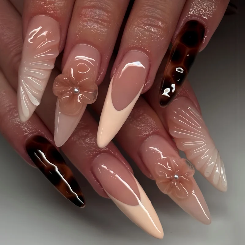 Elegante Sculpted Press-On Nail Enhancements Karnz