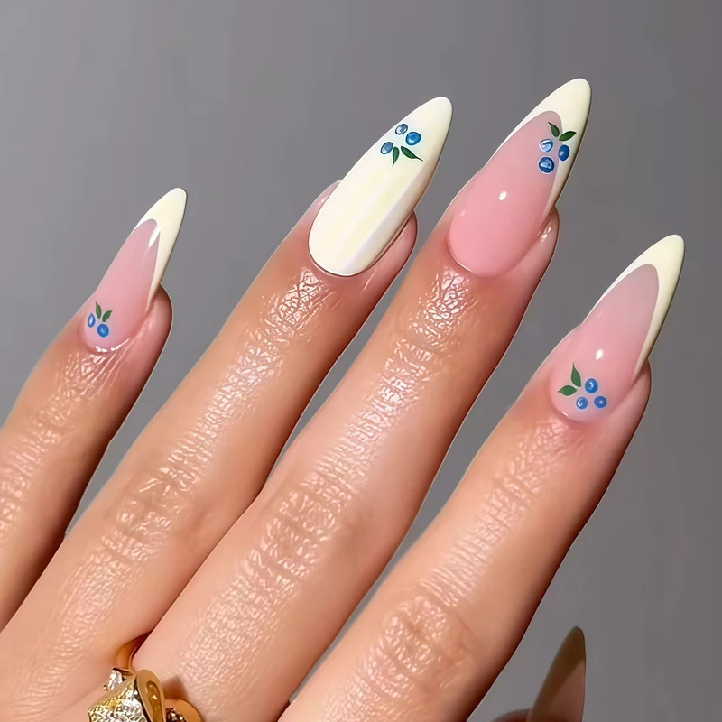 Elegante Gel-Nagelverstärkungen Karnz