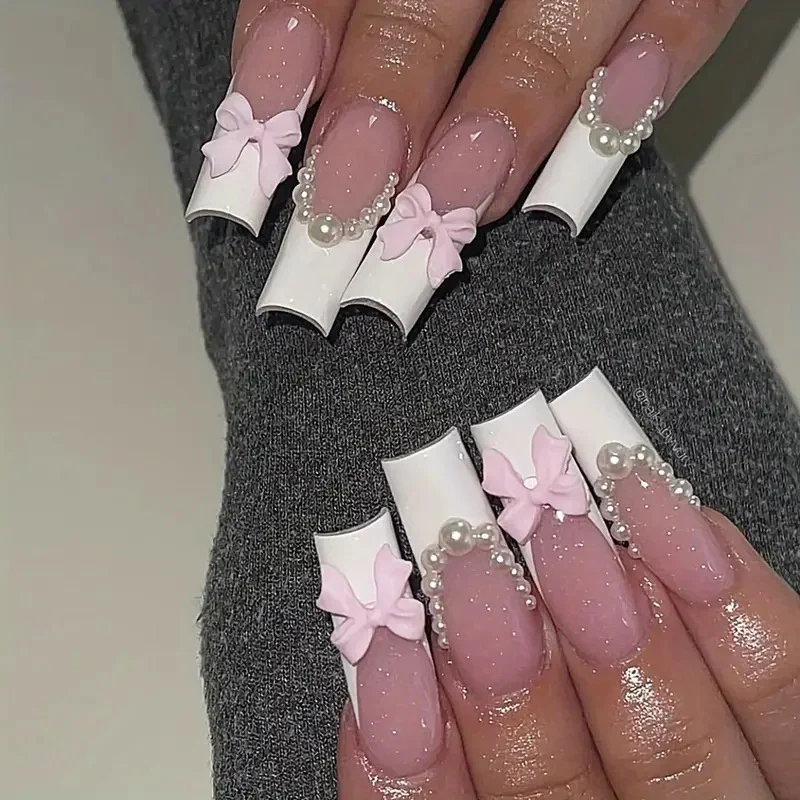Elegante dekorative Press-On-Nagelverlängerungen Karnz