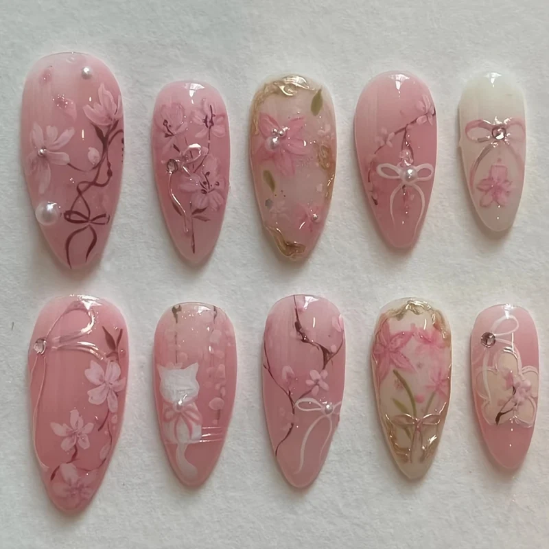 Künstlerisches Floral Press-On Nagelset Karnz 1789447219
