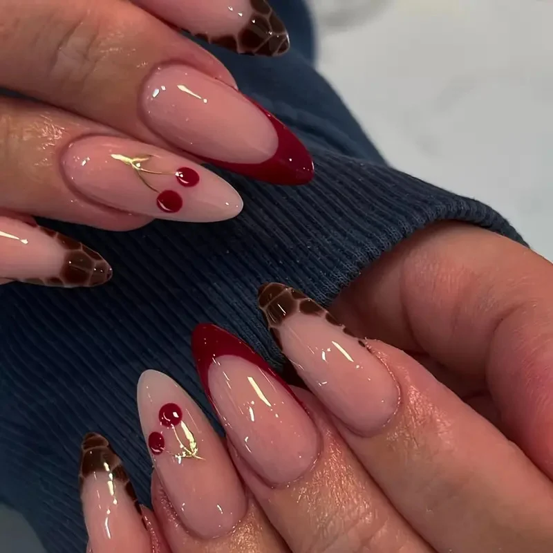 Künstlerisches, dessertinspiriertes Acryl-Nagel-Set Karnz