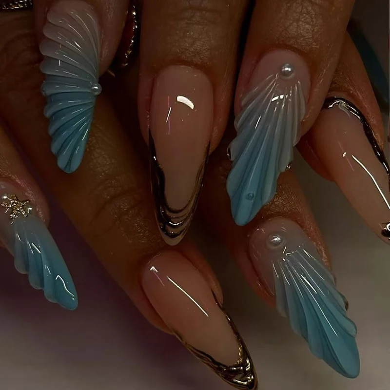 Künstlerische 3D Nagelkunst Erweiterungen Karnz