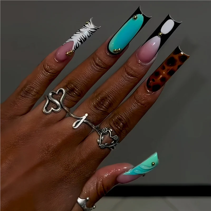 Artistic Nail Art Karnz