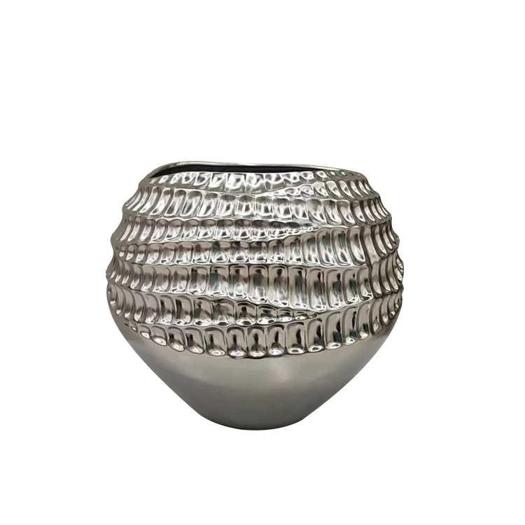 Stylische Skulptur Vase