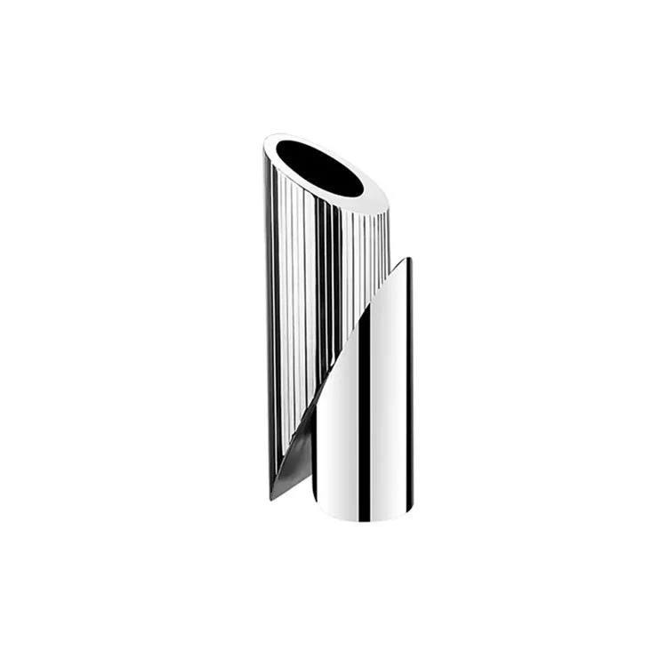 Skulpturale Metallische Dekorative Vase