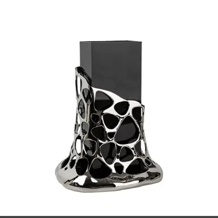 Skulpturale abstrakte dekorative Vase