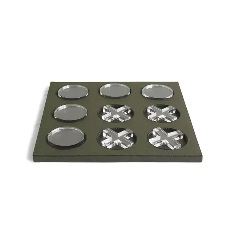 Dekoratives Tic-Tac-Toe-Spiel