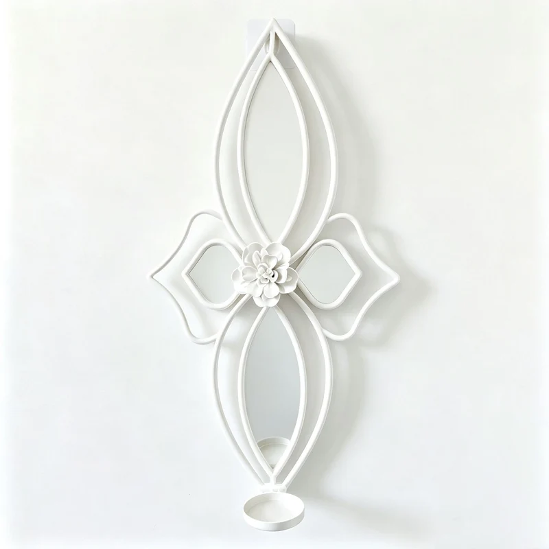 Eleganter Blumen-Wandspiegel mit dekorativem Metalldesign Karnz