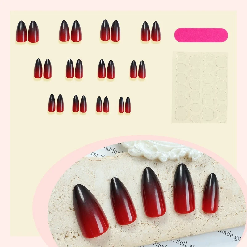Kunstnagelset mit Ombre-Effekt Karnz