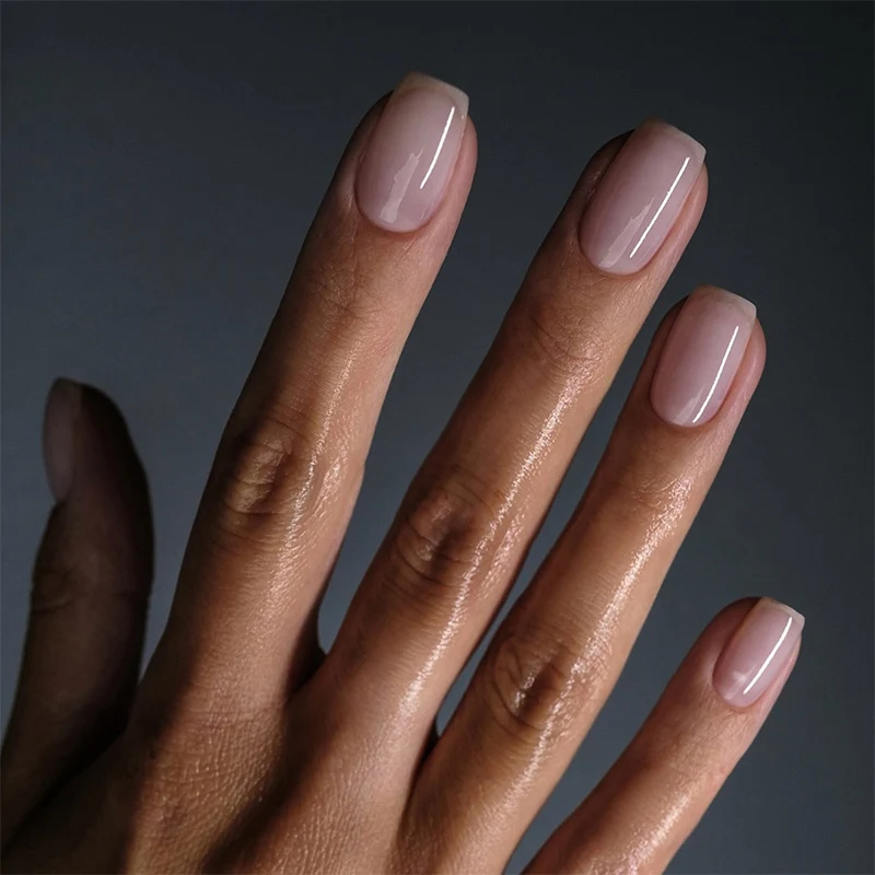 Kunstnagelset mit Hochglanz-Finish und pflegeleichter Oberfläche Karnz