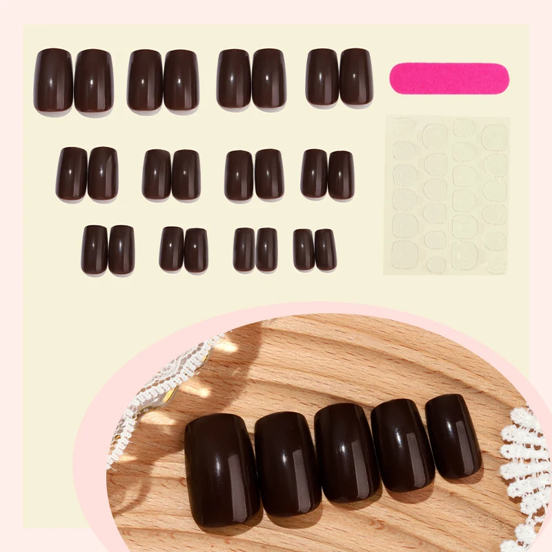 Kunstnagelset mit glänzendem Dunkelbraun-Finish Karnz