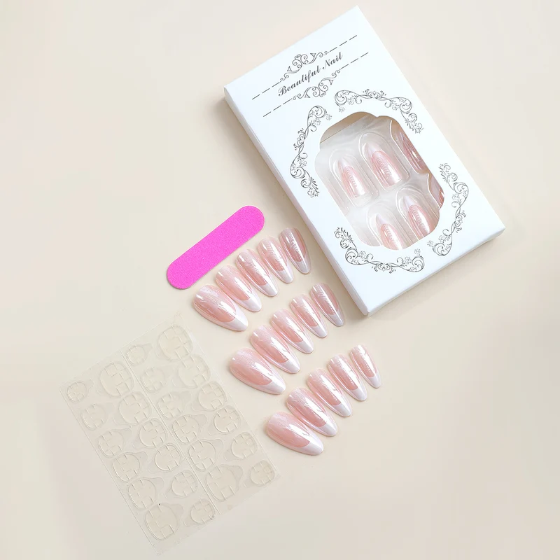Kunstnagelset mit elegantem French-Design und Pflegeset Karnz