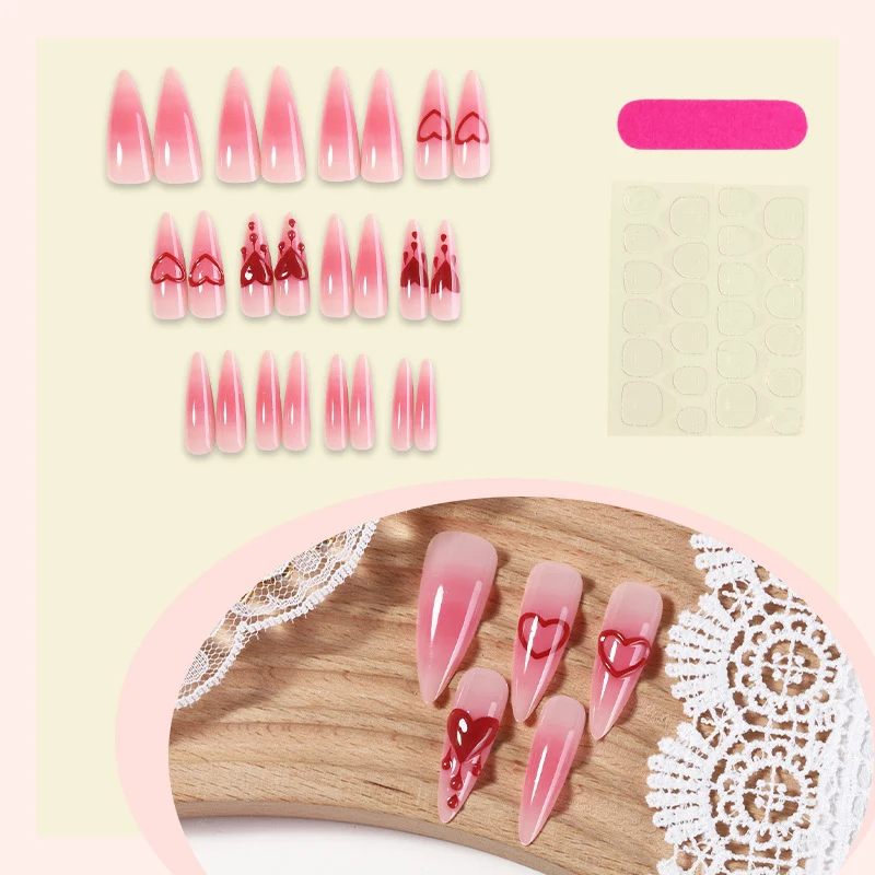 Kunstnägel-Set mit romantischen Herzdesign und zartem Ombre-Effekt Karnz