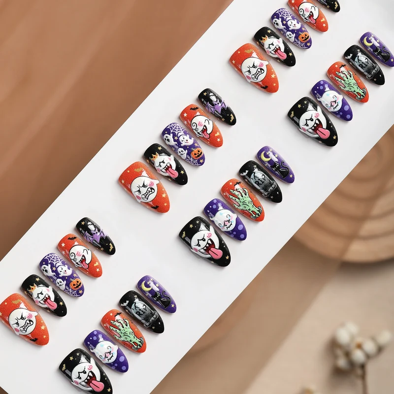 Kreatives Halloween Kunstnagelset Karnz