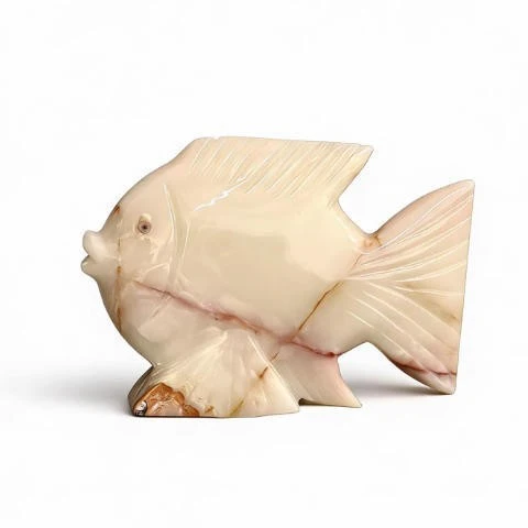 Dekorative Steinfischskulptur