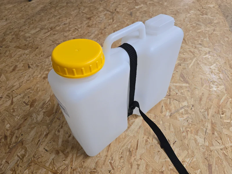 Wasserkanister / Wassertank / Tank / mobiler Tank - Weithals, mit Verschlussdepot, 13L - inkl. Zurrgurt