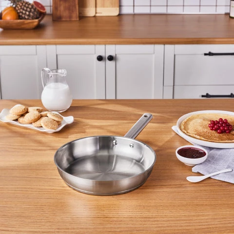 Karaca Elite Edelstahl-Induktions-Bratpfanne, 24 cm, Silber