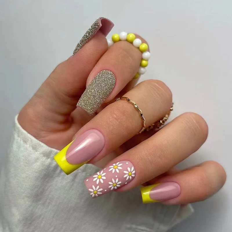 Kunstnagelset Karnz