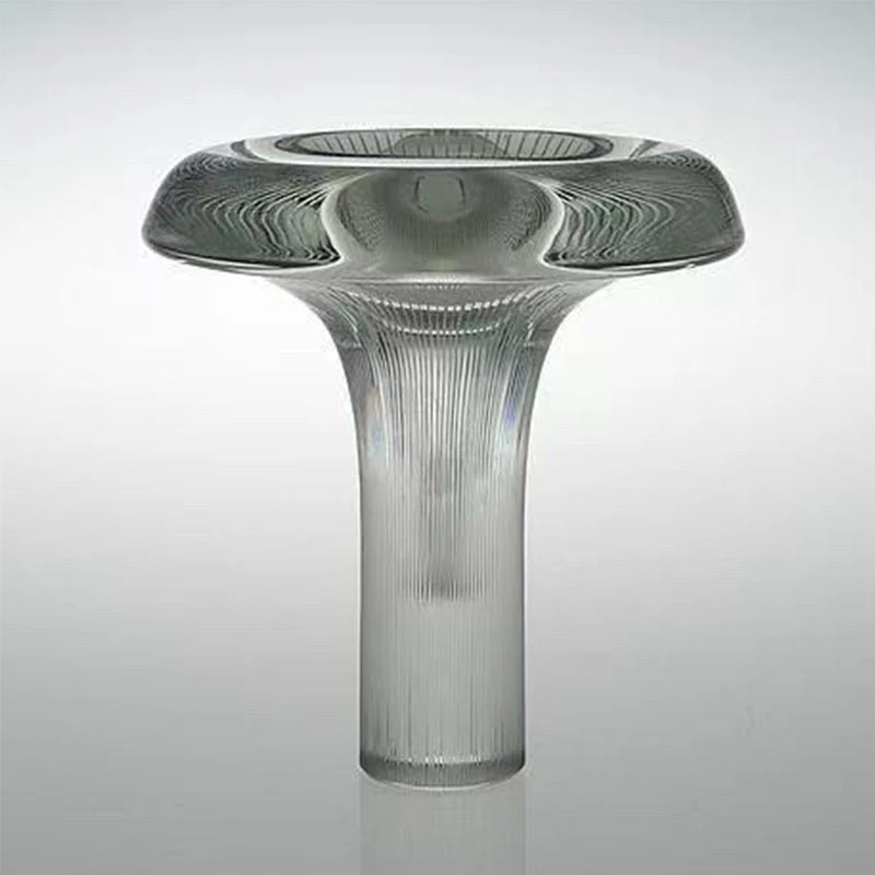 Elegante künstlerische Glasmittelstück